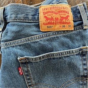 Levi’s 505 Jeans - 35x30 - like new